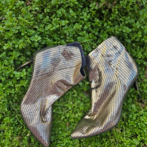 Steve Madden Shoes - Steve Madden Metallic Scale Ankle Boots | Women’s 9 | Pointed Toe Stiletto Heel